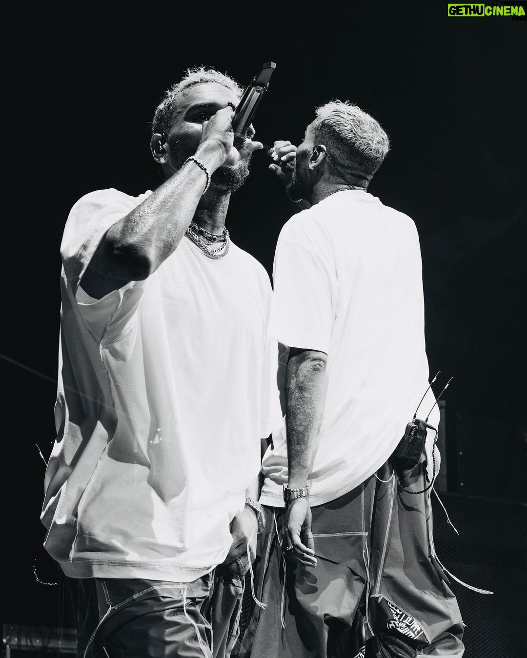 Chris Brown Instagram - AMSTERDAM 3 ❤️⭐️ THANK YOU 😘