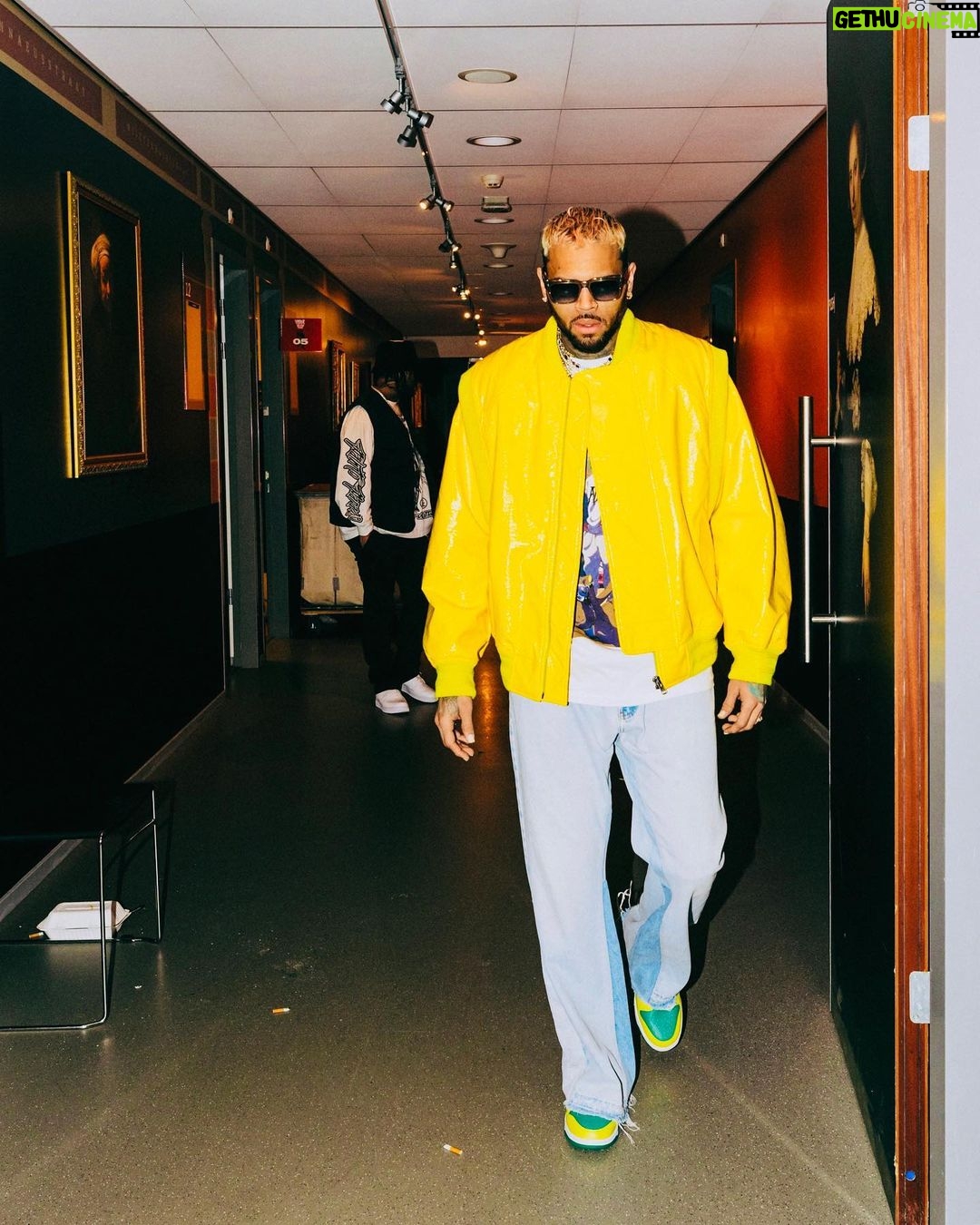 Chris Brown Instagram - AMSTERDAM 3 ❤️⭐️ THANK YOU 😘