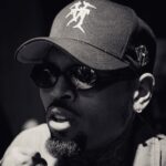 Chris Brown Instagram - “I know it looks like I’m living life but I’m stressing, desperate, restless, fucked up again, living life and risking to get it but you I’m messed up 🎵”. ❤️