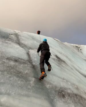 Chris Hemsworth Instagram - A little Icelandic adventure with my girl ❤️ 🧊@glacierencounter