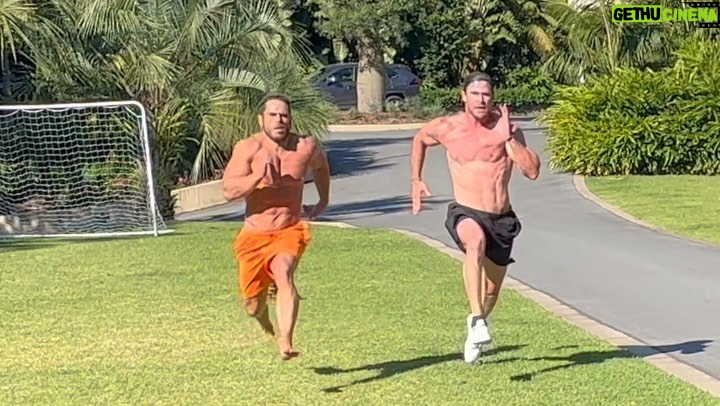 Chris Hemsworth Instagram - Doing a lot less heavy weight sessions lately and incorporating sprint work and more functional movements. A solid full body workout routine. Feeling good 💪👊 And in case your wondering yes I left @rossedgley in the dust…..um well maybe, unfortunately the camera ran outta film so we’ll never know for certain @centrfit