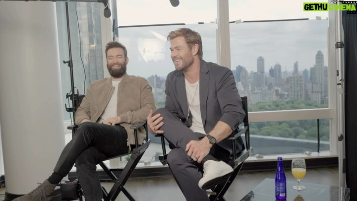 Chris Hemsworth Instagram - Recap from being back in the States in the big 🍎! Huge thanks to everyone who came out to support! #Extraction2 is now live on @netflix!! 🎥: @cristianprieto.filmmaker New York, New York