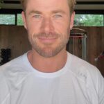 Chris Hemsworth Instagram – Join me and make #OneSmallChange each week in January to start 2024 with a bang 💥
