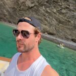 Chris Hemsworth Instagram – A little fun in the sun in Spain 🇪🇸 
#familyvacay @elsapataky