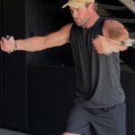Chris Hemsworth Instagram - Get involved with @centrfit strength kits and smash a full body workout like this one here 💪🏻 Banded Squats x 10 reps (3 sets) Banded Chest Flys x 10 reps (3 sets) Banded Rear Flys x 10 reps (3 sets) Banded Prisoner Squats x 10 reps (3 sets) Banded Fire Hydrants x 10 reps (3 sets) Banded Russian Twists x 10 reps (3 sets)