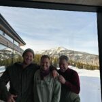 Chris Hemsworth Instagram – Going from summer in Australia to the snow in Montana is always an epic adventure ⛄️❄️