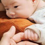 Chris Lee Instagram – My nephew, a drop of golden sun ☀️ 
我的姪子，小曙💛
我可以永遠抱著你親著你，
永遠愛你。

Nothing is more important than family,
I promise I will love you forever. Xoxo

#41歲終於當了叔叔
#你18我都59了沒關係我帶你去蹦迪
#這世上沒什麼比家人更重要的事了
#他跟我哥小時候長一模一樣

#model #actor #familylife
#familyisalwaysmyfirstpriority 
#family #newborn #infant #baby #nephew 
#unclechirs #unclekiss #iloveyouforever Taoyuan, Taiwan