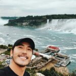 Chris Lee Instagram – Niagara Falls 
Mother Nature reminders:
在大自然的面前人類是渺小的，
千萬不要把自己當成神了，
如有神力那麻煩拿來幫助人，
或這地球、或人類之外的物種。

#model #actor #chrislee1111travels 
#niagarafalls #ontario #canada
#waterfall #waterfalls #mothernature
#letgodbegod #tobeabetterman

#這次我有比較即時po文了
#一邊旅行一變照顧社群到底有多累
#活在當下好好享受大自然你們不會怪我吧 The Falls in Niagara, Ontario, Canada