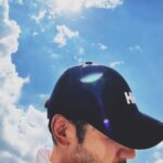 Chris Lee Instagram – ☀️🏃🏻🌁 @hellyhansen 
I love bathing in the sun,
I love running in the city of bridges,
But hell NO for heat and burn.

不防曬？變「難止汗」。
我愛陽光我愛運動我也愛古銅肌，
穿上 @hellyhansentaiwan 
經典CREW系列涼感夏季外套跟棒球帽，
SOLEN TECH UPF50+
再多的戶外運動，
依然還是的男子漢。

#model #actor #chrislee1111travels 
#pittsburgh #pennsylvania #USA
#steelcity #cityofbridges 
#ALIVE #ExploreWithSolen #hellyhansentaiwan Schenley Park