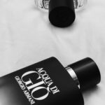 Chris Lee Instagram - 🇮🇹 I do wear perfume before bed. 我有個習慣， 洗好澡後上床前， 都會稍微噴一點香味在身上， 然後伴著香味帶給我的想像入睡。 神秘、優雅、沉穩魅力的木質香 深邃的海洋氣息， 爽朗與沉穩兼具的男性印象， 木質感性 X 海洋清爽， 定調自信率性。 And yes, I love being clean&sexy. #寄情水男性香精 #armanibeauty #armanibeautytw #armanibeautytaiwan @armanibeauty Taipei, Taiwan