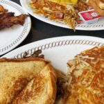 Chris Lee Instagram - 我又來了， 早餐對決。 Waffle House v.s. IHOP 你是哪一派的？ #我只能說台灣隨便美而美都大勝 #就連麥當勞也比較好吃 #好吧我只是太愛台灣了 #model #actor #chrislee1111travels #atlanta #wafflehouse #USA #breakfast #coffee #yummmmms Atlanta, Georgia