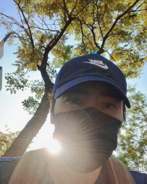 Chris Lee Instagram - Fuck off scammers!
天氣真好。
臉上還有口罩痕。
坐捷運去。

#這禮拜我要多往外面跑
#在家都懶得拍照在外面難得脫口罩
#詐騙集團應該又會盜圖了吧
#多多少少有受到影響所以懶得po文

#model #actor #actorslife
#seekingfordopamine #lifeintaipei
#myboringlife #yolo #nextlevel