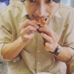 Chris Lee Instagram - 老奶奶的醬蟹🦀 身為 #羊羊羊pd 的大粉 有機會來南韓一定要來她光顧兩次的店 每次看她吃醬蟹真的饞死我了 這次終於成就達成✅ #其實有點鹹所以要配飯 #醬蝦意外的好吃 #我一個人吃飯時都看吃播 #老奶奶叫韓女士很和藹但我語言不通 #model #actor #chrislee1111travels #seoul #korea #yolo #foodie #foodieforlife #iliketoeateateateat #eatfatmyself Seoul, Korea