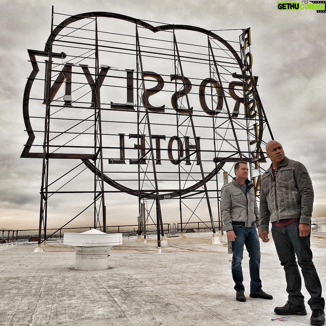 Chris O'Donnell Instagram - There's no pool party up here. #ncisla @llcoolj thanks @jacqniv