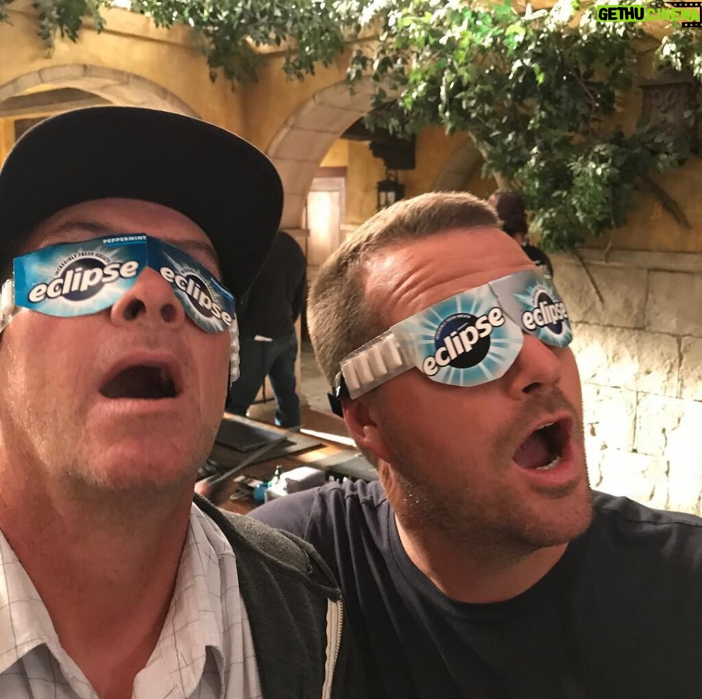 Chris O'Donnell Instagram - These eclipse glasses are amazing! #solareclipse #freshbreath @ash__pov