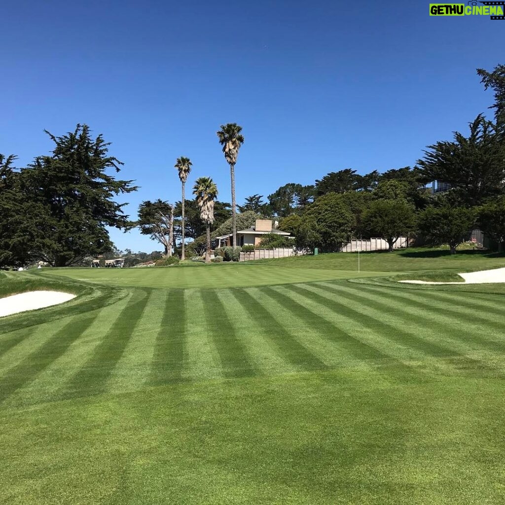 Chris O'Donnell Instagram - #13 back in play for first time since @attproam. Amazing new green. @pebblebeachresorts