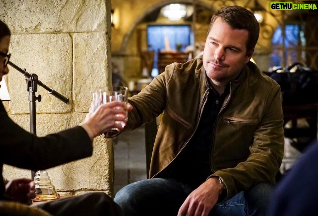 Chris O'Donnell Instagram - Cheers to you Hetty. #ncisla tonight at 8pm #onlycbs