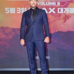 Chris Pratt Instagram – The Guardians take Seoul! 🇰🇷 #gotgvol3 Seoul, Korea