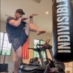 Chris Pratt Instagram – The countdown for DEF Reset has begun! Disclaimer: these are not real workouts in the program, this is just how Star-Lord gets it done. Join the program at the link in my bio on January 1st & don’t forget to stretch.