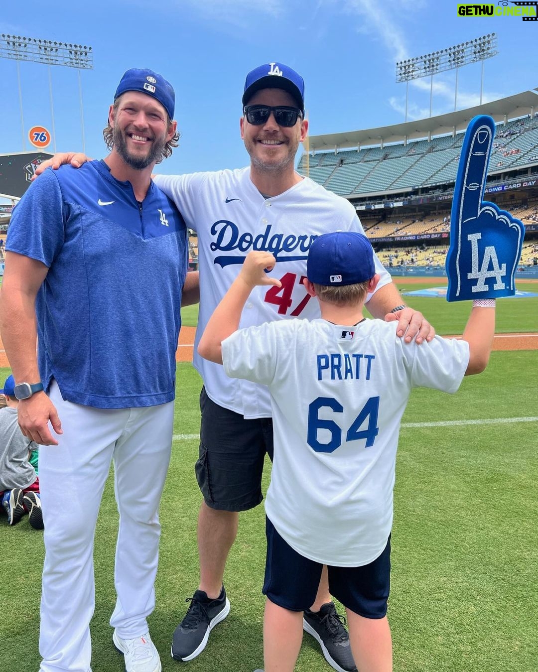 Chris Pratt Instagram - What a day! Jack and I got to hit the mound together, eat our bodyweight in Dodger Dogs and delivered the game opening announcement! Thank you @claytonkershaw for asking me to throw yesterday’s first pitch for faith and family day, what an honor! ⚾️ Let’s go Dodgers! Dodgers Stadium