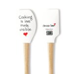 Chrissie Swan Instagram – I have your Christmas stocking fillers sorted my friends! And the best thing is – 100% of the proceeds go to families who need it more than ever. Pop into @minimax_aus and pick up this spatula (swipe for this sentimental baby designed by me!) for just $19.95 and every cent goes to the bona fide angels at @foodbankvictoria … EVERY SINGLE CENT! We’re aiming to put 250,000 meals on the table this Christmas. Just one spatula sale = 25 meals! Let’s do this. ❤️
(Link bio for online purchase if you can’t get into a Minimax!)
 #giveback #makeadifference #togetherwecan