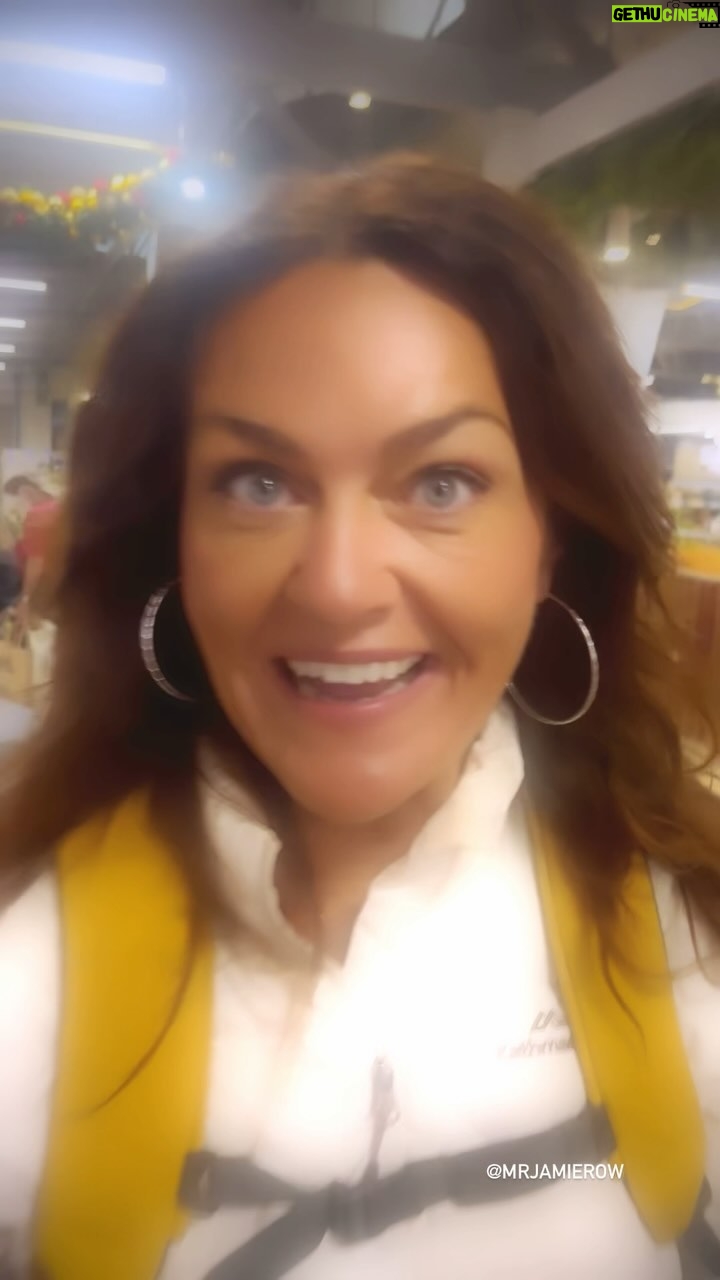 Chrissie Swan Instagram - Perfect Pork Crackling vlog incoming BUT FIRST … you must know the ULTIMATE PORK CRACKLING HACKLING. Did you know you can buy extra sheets of JUST THE CRACKLING?!! If you don’t ask, you don’t get! Begone forever the Christmas Day skirmishes over who gets the crackling from the pork. As @oprah would say… this way *YOU* get crackling, and *YOU* get crackling … you ALL GET CRACKLING! I’ll show you what I do with it before the week is out. Promise. ❤️