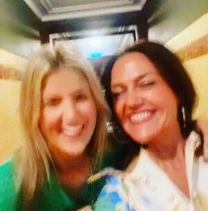 Chrissie Swan Instagram - Sydney pre-Logies dump.
1. I tracked down Deano’s lost suit at Melb airport. A total Logies Miracle! @deanonair 
2. I lay on the bed in a quiet, clean room and had a cup of tea. Bliss.
3. I caught up with my angel @brookecampbellbayes and life was immeasurably better for it (blurry selfie not withstanding!)
4. I finally got my laughing gear around that puffy bread at @tottis.merivale and it was everything I could’ve dreamed. 
Goodnight. See you all sparkly tomorrow for The Logies! ❤️ 
(Edit; dreamy shirt by @alemais.official )