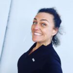 Chrissie Swan Instagram - I haven’t washed my hair for a week (does anyone else have weird fuzzy bits at the back?!? - literally my whole life - why don’t they grow?!? 🙈) BUT I *have* been pounding the pavement every single day for @fredhollows 🤩 Today I hit 145kms and by tomorrow I’ll have hit the halfway mark to my 300km goal. If you can spare even a few dollars please donate at the link in my bio. Only $25 saves someone from a life of avoidable blindness. 🥰 #FredsBigRun