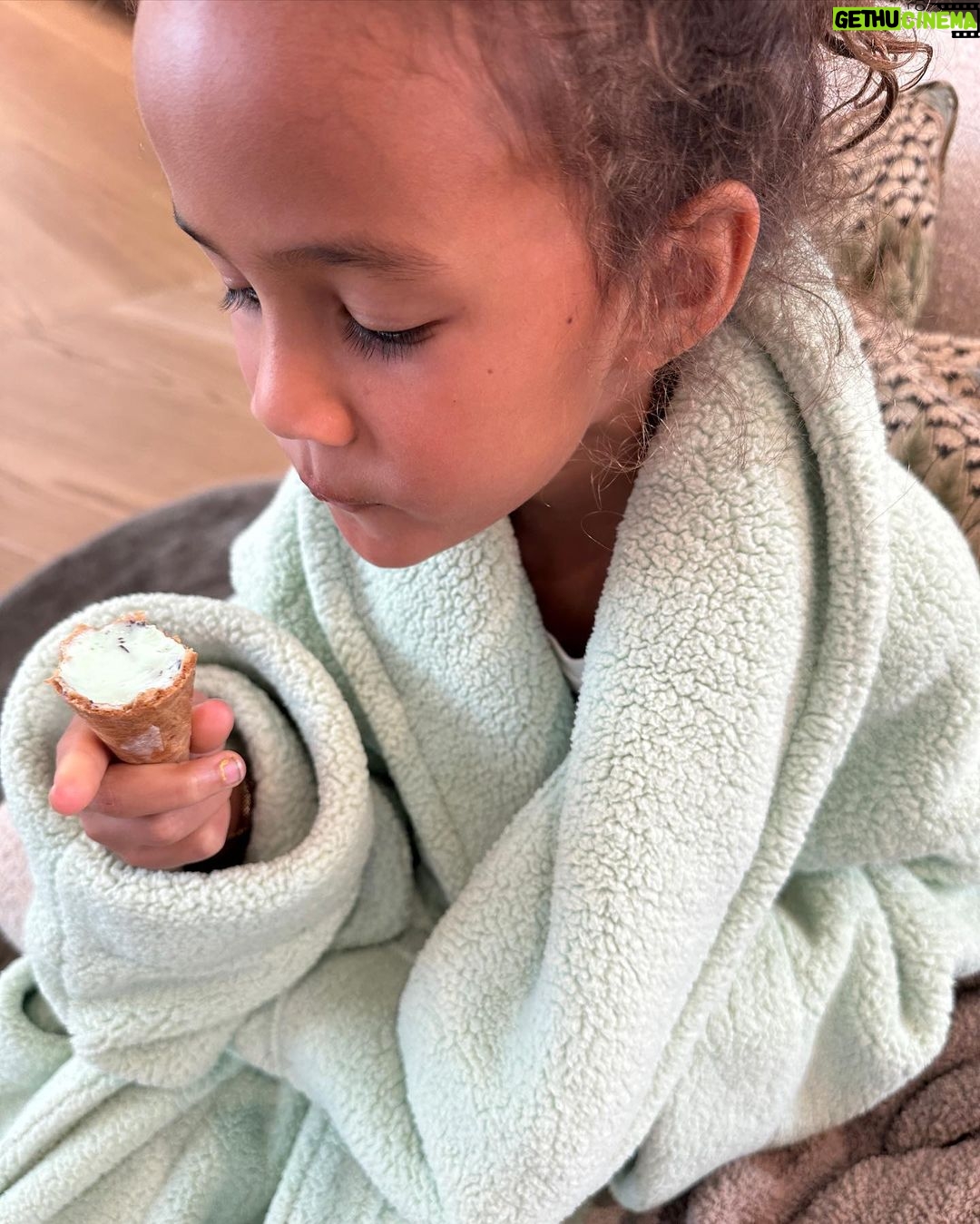 Chrissy Teigen Instagram - it’s PISTACHIO launch day over at @cravingsbychrissyteigen but here at the house it is a **LIFESTYLE** - shop our COVETED (seriously, if you have one of the other colors, you already know!!) teddy robe in pistachio, or our pocketed snacking blanket TOOOOODAY!!!!