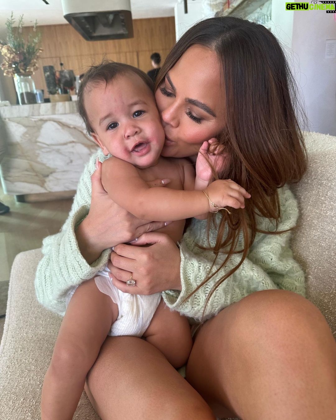 Chrissy Teigen Instagram - posting this with full awareness that there are many slides here but the acetone on my floor is really gonna have a lot of people in a tizzy but I’m feeling frisky