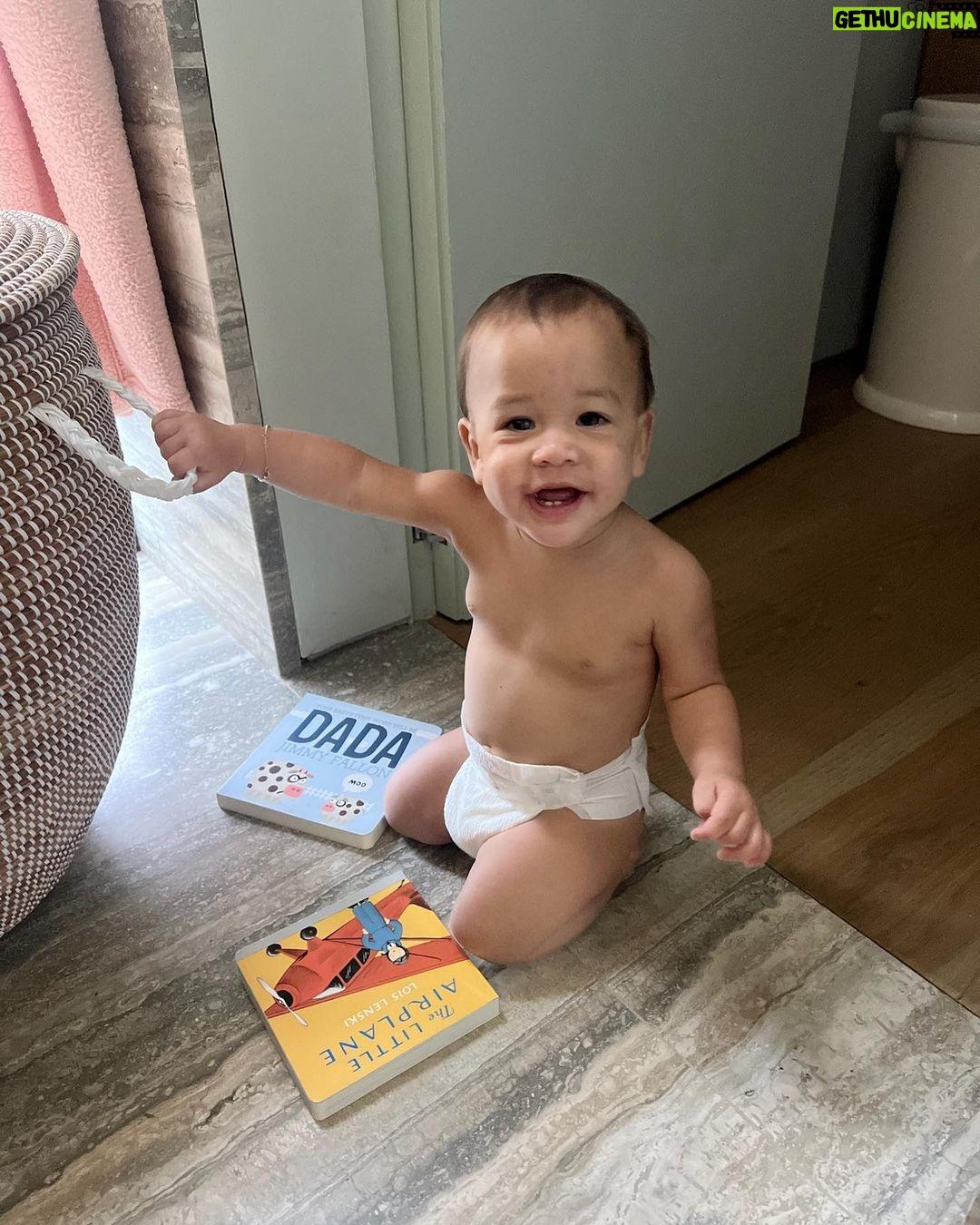 Chrissy Teigen Instagram - posting this with full awareness that there are many slides here but the acetone on my floor is really gonna have a lot of people in a tizzy but I’m feeling frisky