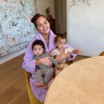 Chrissy Teigen Instagram - level of photo difficulty - 1000