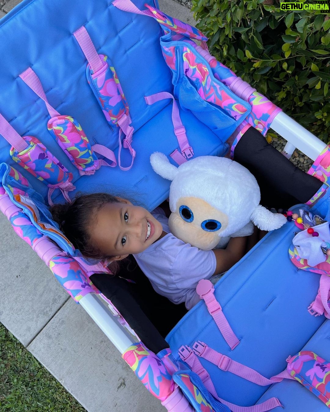 Chrissy Teigen Instagram - week 1,970 of my life (nearing 20 million minutes old!!)