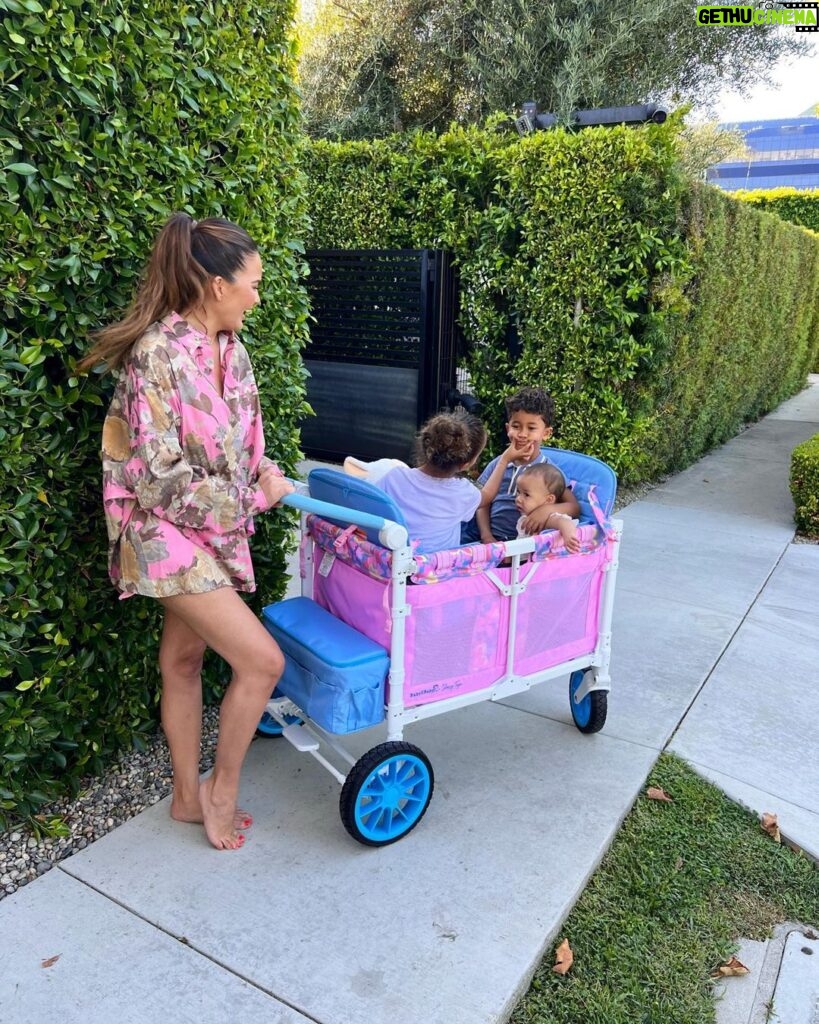 Chrissy Teigen Instagram - THANK YOU @baby2baby and @wonderfold, for inviting me to design this wagon. I had so much fun working together on this project and I'm grateful to Wonderfold for their incredibly generous donation to Baby2Baby, which continues to provide millions of essential items to families in need across the country.