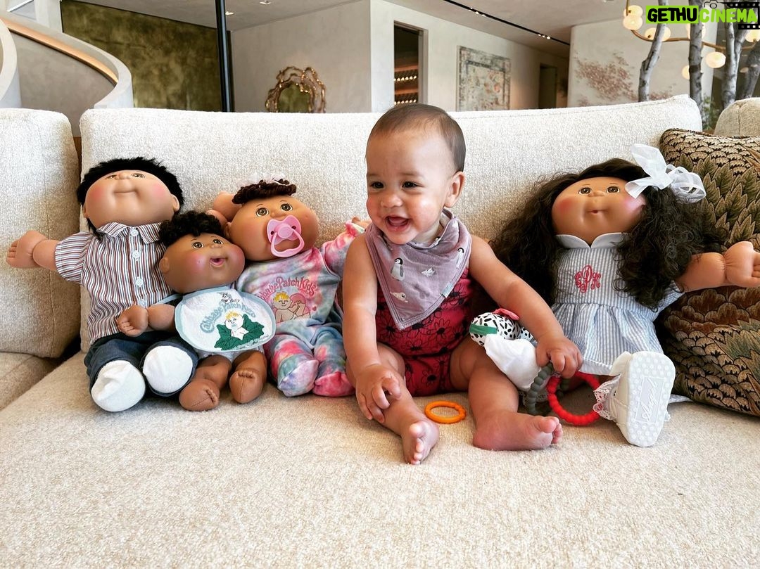Chrissy Teigen Instagram - cabbage patch hospital had a few more births this week ðŸ˜ðŸ˜ @cpkusa 💕💕💕💕