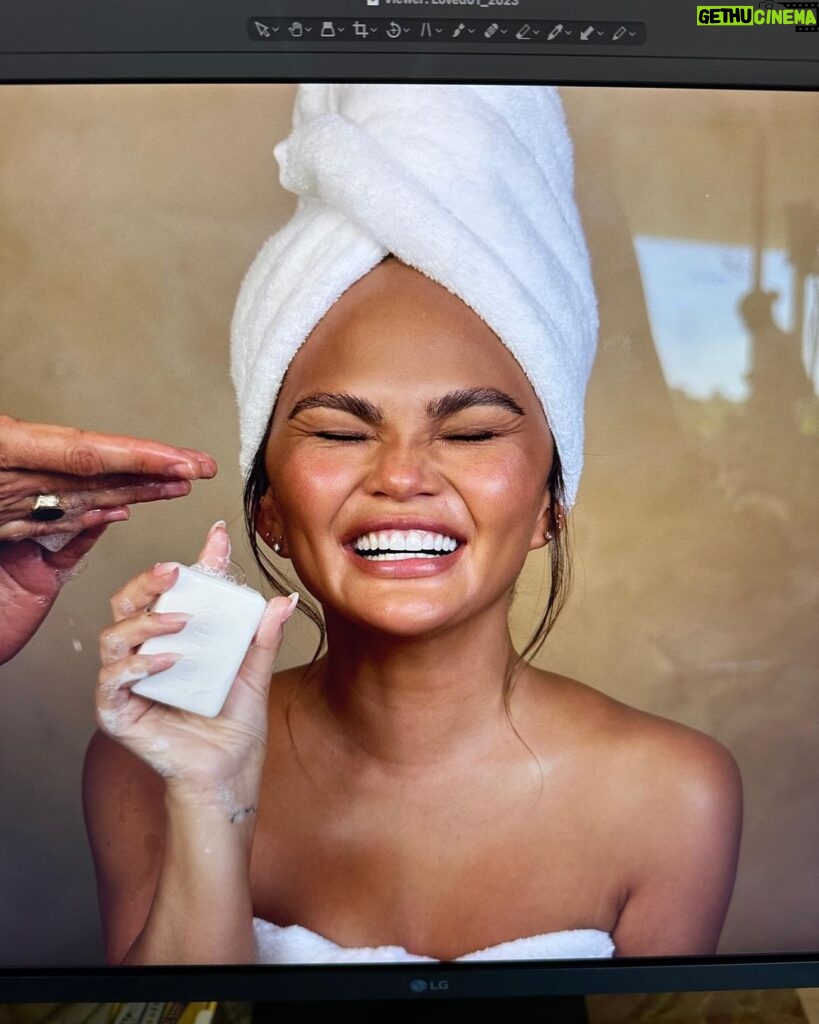 Chrissy Teigen Instagram - The most wonderful day for @loved01skin! I’ve been shooting with @yutsai88 and his team for like, 15 years now and he is truly family. One might say, a loved one 🥰 can’t wait for this to come out (or for the text to take this down, either one!!)