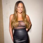 Chrissy Teigen Instagram - drake! I met the flying spermatozoa backstage! much smaller than I imagined but still very impactful