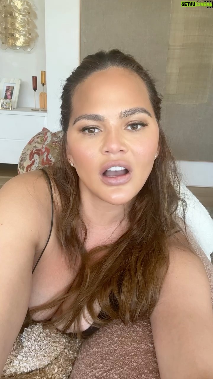 Chrissy Teigen Instagram - TODAY IS A GREAT DAY TO DONATE TO AN ABORTION FUND!! When state bans force people to travel for abortions, the costs add up quickly: Lodging, gas, child care, time off work, and more. These expenses can be overwhelming, and many can’t afford them. That’s where @abortionfunds come in. They do whatever it takes to help people get the care they need. From funding to finding appointments and even providing a hand to hold during the clinic visit or procedure, they’re there every step of the way. I’m donating to @abortionfunds and matching donations up to $25,000 today - join me and donate at the link in my bio.