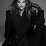 Chrissy Teigen Instagram - @tal_abudi was finally in town from Tel Aviv!! We love you, tal!! Hair: @rikkigash / Makeup: @krisstudden / Styling: @alanavanderaa 💗💗💗 if I really try, I still got it lol