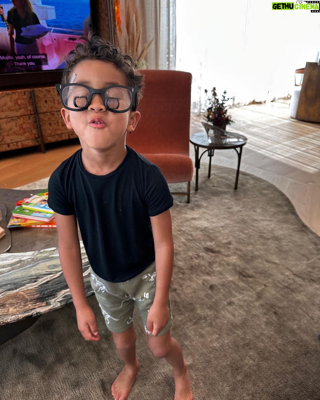 Chrissy Teigen Instagram - Things are a happenin
