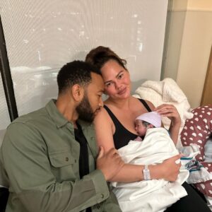Chrissy Teigen Instagram - 💕💕💕💕