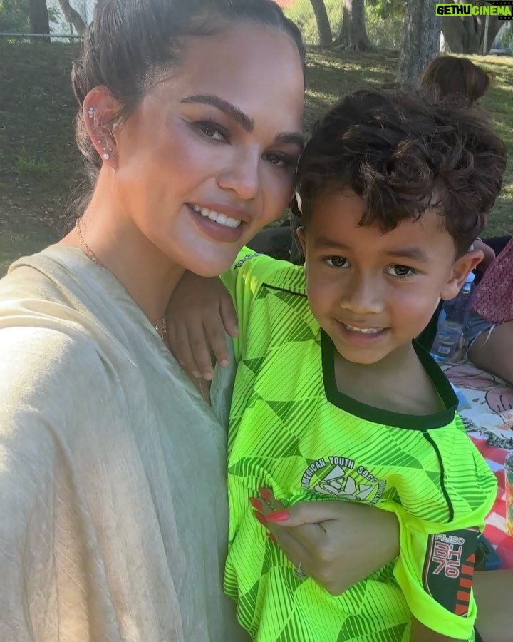 Chrissy Teigen Instagram - week 1,970 of my life (nearing 20 million minutes old!!)