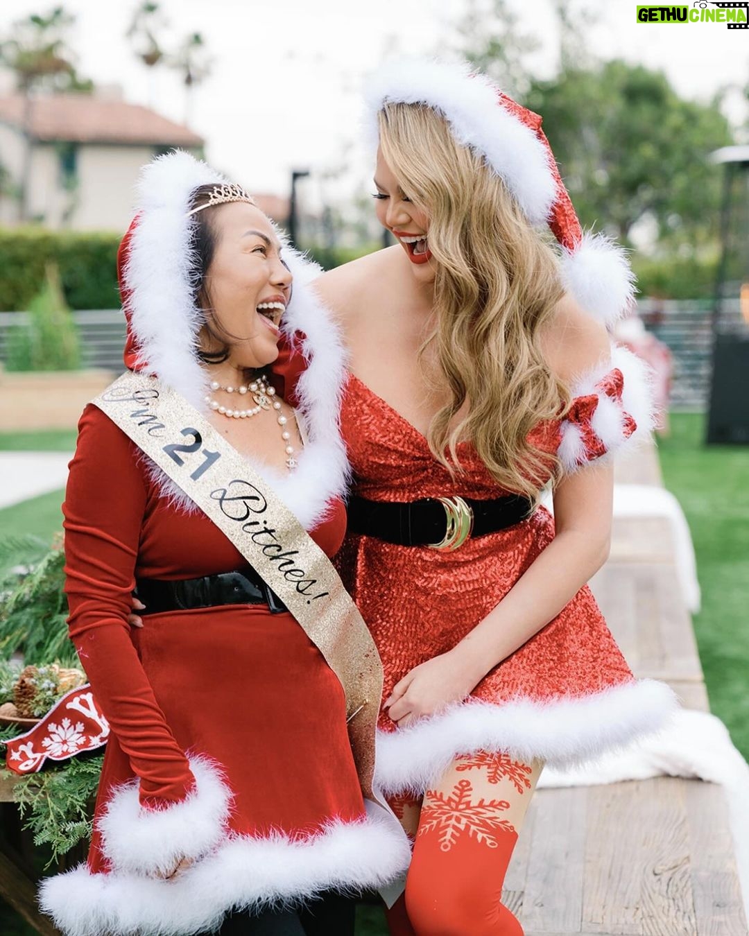 Chrissy Teigen Instagram - happy birthday to the life of the party, @pepperthai2 💗💗💗💗💗💗💗💗💗💗
