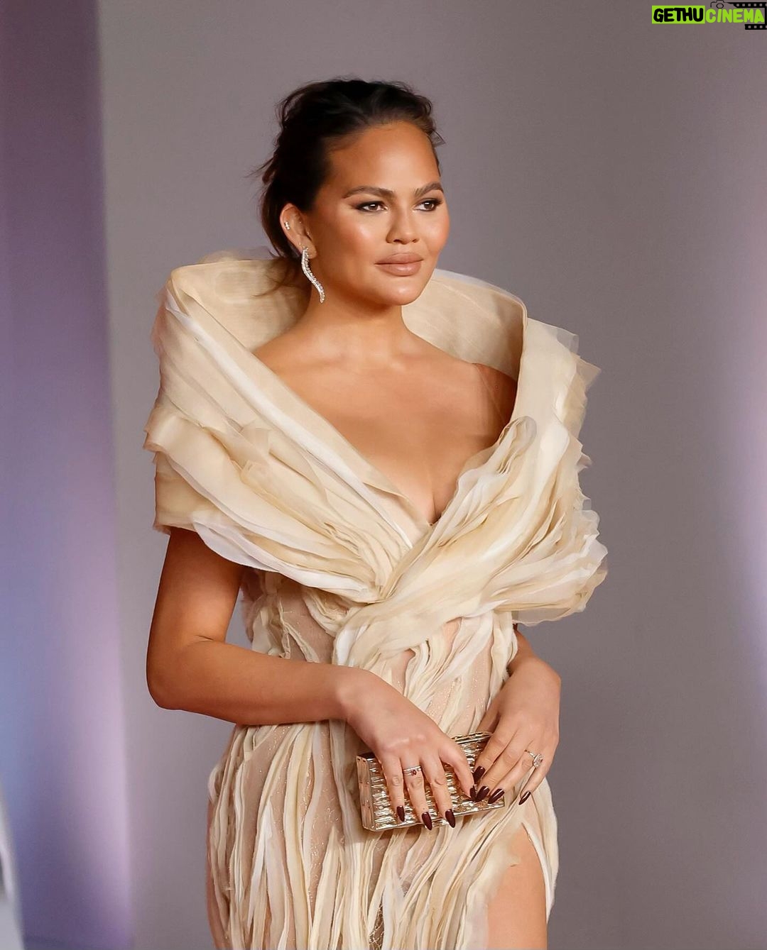 Chrissy Teigen Instagram - academy museum gala ✨