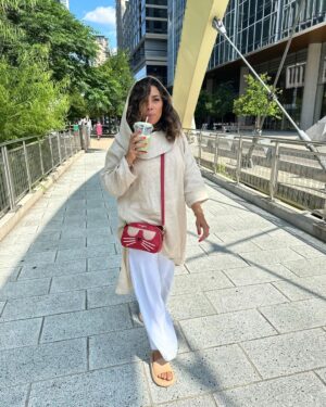 Christina Vidal Instagram - Austin, you were good to me!  Thank you so much!  @atxfestival Thank you for having me! I had a blast!  From a fabulous hotel @austinproperhotel , to an amazing glam team @glambynatalie and @jennaunderwood__ , the most epic PR team; @calyjohnson @amazonfreevee to the opportunity to play Carla (formerly portrayed by the exquisite @perlmonster )from the Tv show Cheers in a script reading!! 
It felt more like a paid vacation than work. 😎💕

But what I enjoyed most of all was getting to talk about our show with my super talented cast mate @ignaciodiazsilverio and hearing how much everyone loves the show. 
The only sad part about this experience was that we didn’t get to share it with our incredible producers and creator writers of the show , @shea.serrano and Mike Shur.  @lisamusebryant @mightypeter They and our fantastic staff of writers are the real MVP’s of this show! 
Thank you all again for this opportunity!