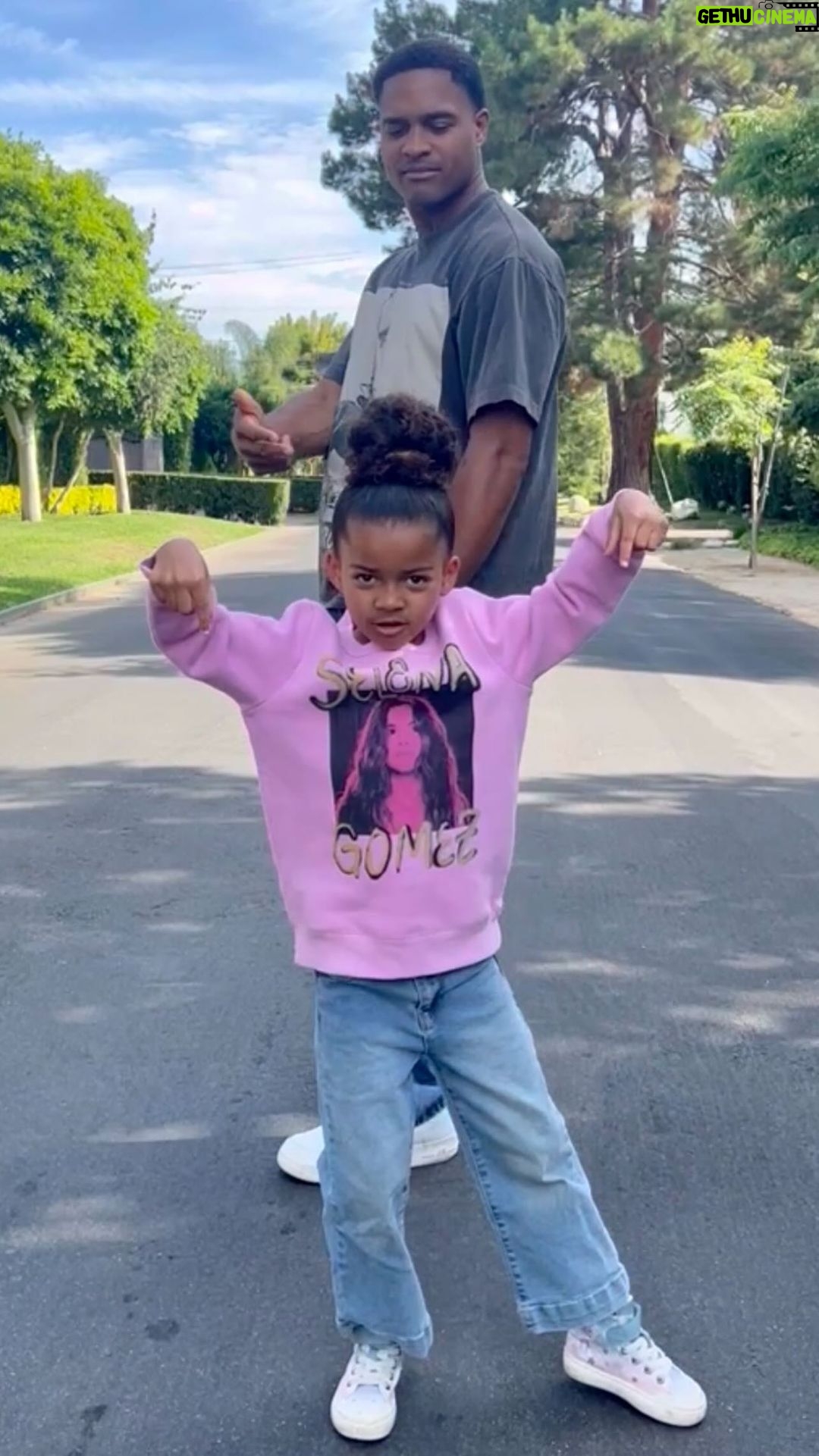 Christina Vidal - 3.6K Likes - O N M Y S O U L
Someone Tag Tob
#onmysoul #transformers #tobenwigwe #daddydaughter