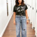 Christina Vidal Instagram - @gap Ad anyone?? 🤷🏽‍♀️ 😬🥰 Also LOVING my new haircut, thanks to @stephrives