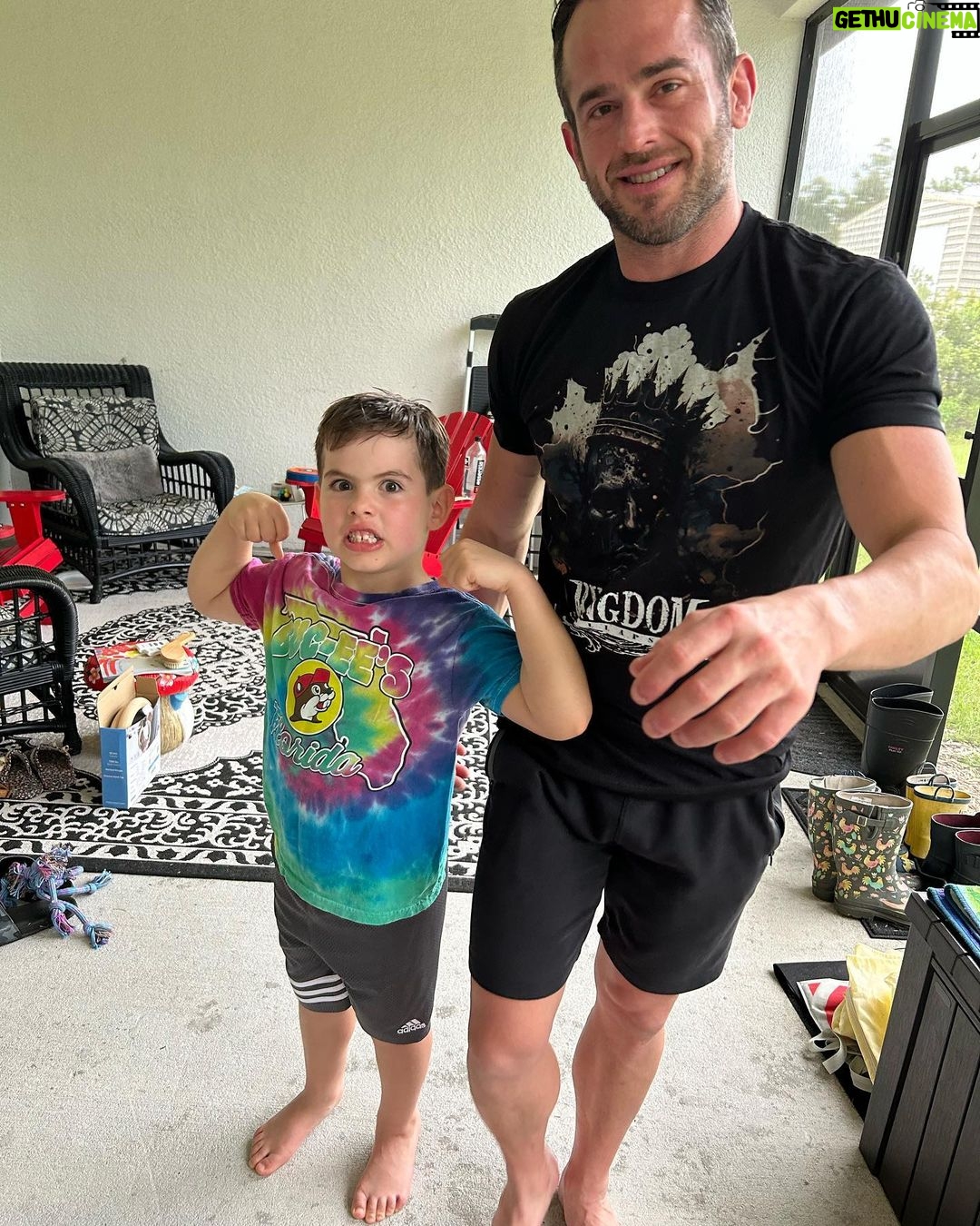 Christopher Lindsey Instagram - Mean-mugging with the meanest of mugs #troyboy! Peep the kingdom collapse shirt! I heard the new single “Anything”, and I’m loving it! Go check out @kingdomcollapse! #Stronghold #bodyguardboytroy #messiahofthebackbreaker #dadlife