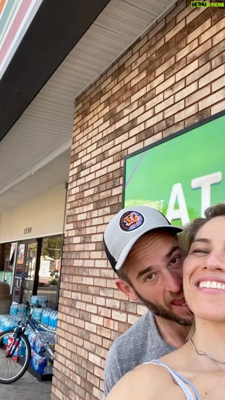 Christopher Lindsey Instagram - Happy birthday to the most precious soul that I know @marinashafir! ❤️ You are not only just the absolute best human, you are so beautiful, have an insane work ethic, are such a great mom and so damn sexy! I’m really looking forward to seeing 35 be your best year yet!! #happybirthday #babe #stronghold #love #luckyguy
