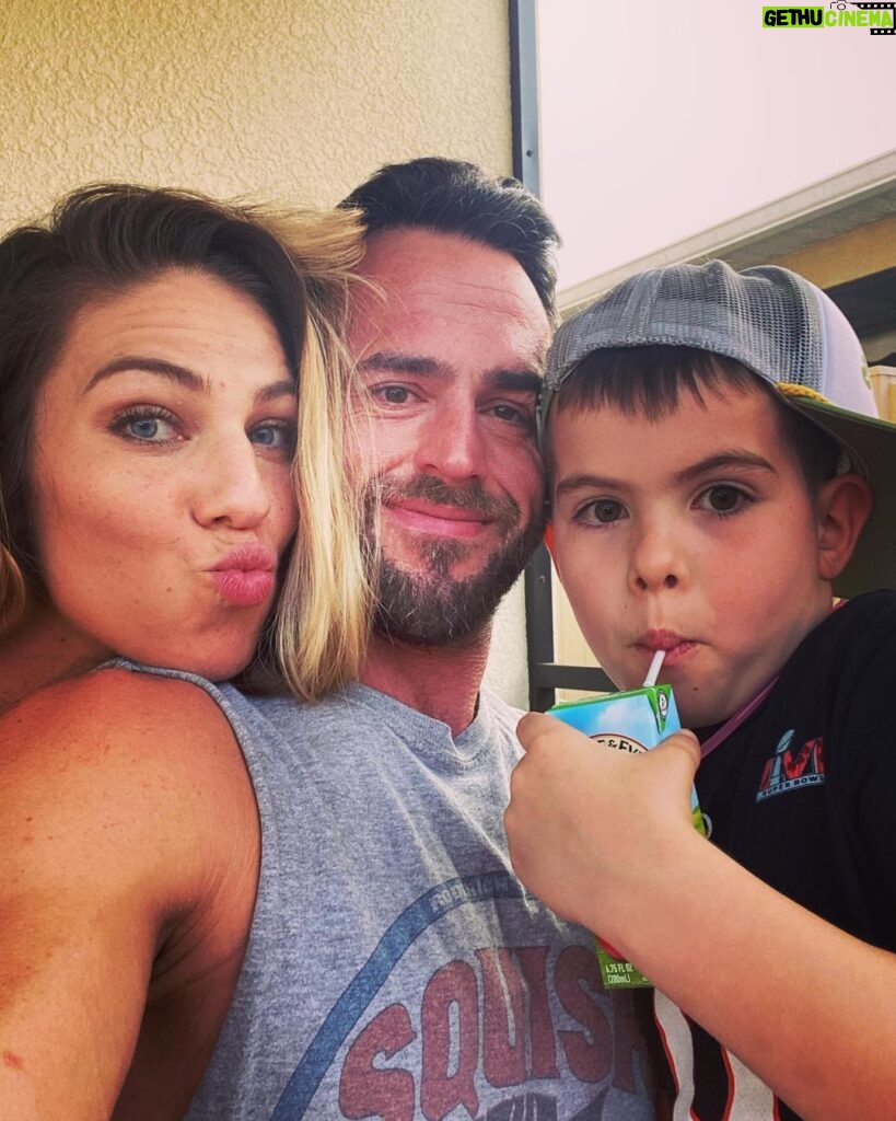 Christopher Lindsey Instagram - Grateful. ❤️💎❤️ #TheStrongs #Family #luckyguy #dadlife #bengalboytroy #babe